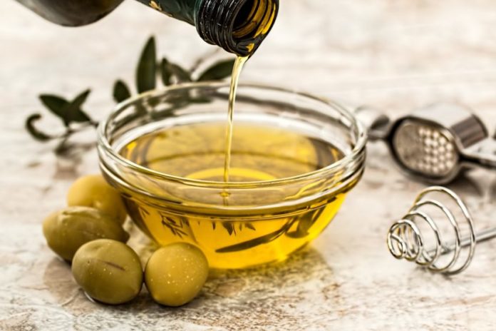 Оливковое масло: виды, полезные свойства и применение