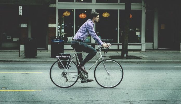 Действительно ли езда на велосипеде на работу экономит деньги и время